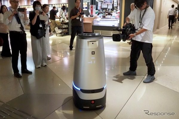 東京ミッドタウン八重洲で4台の配送ロボットが本格運用開始