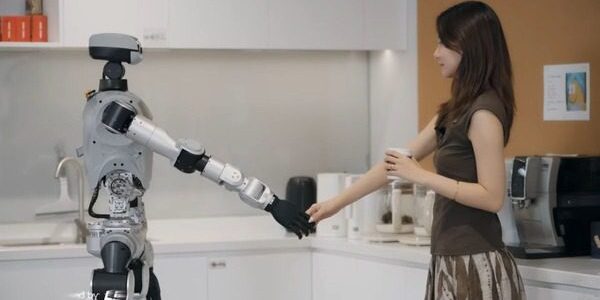 news-1784932491276 LimX Dynamics、ヒューマノイド「Olie」のAI「COSA」を刷新 応答50%短縮と11言語対応で会話性能を強化