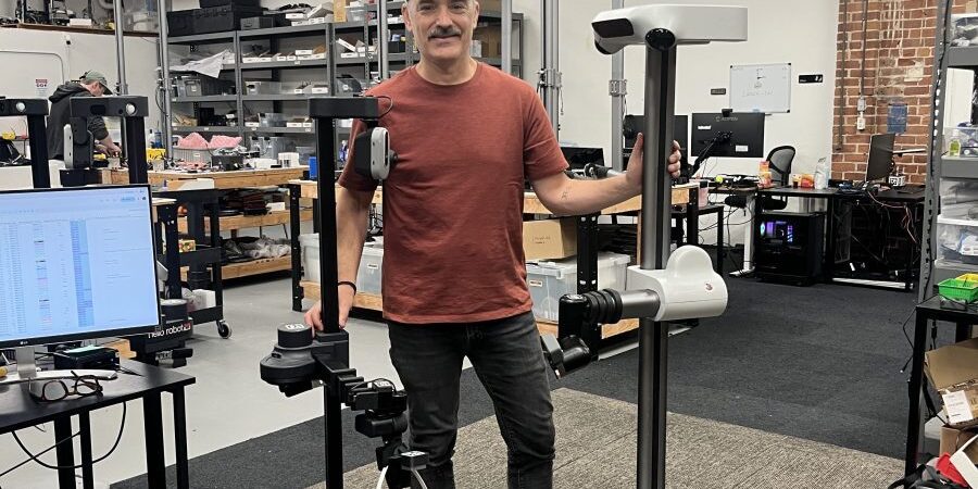 Hello Robotの家庭用支援ロボットStretch、在宅で使う前提の設計が示す現実路線