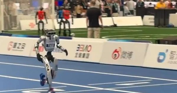 GMO AIRのヒューマノイド「ひとみん」北京大会1500mで7位、転倒した400mとの違いが示す実用性