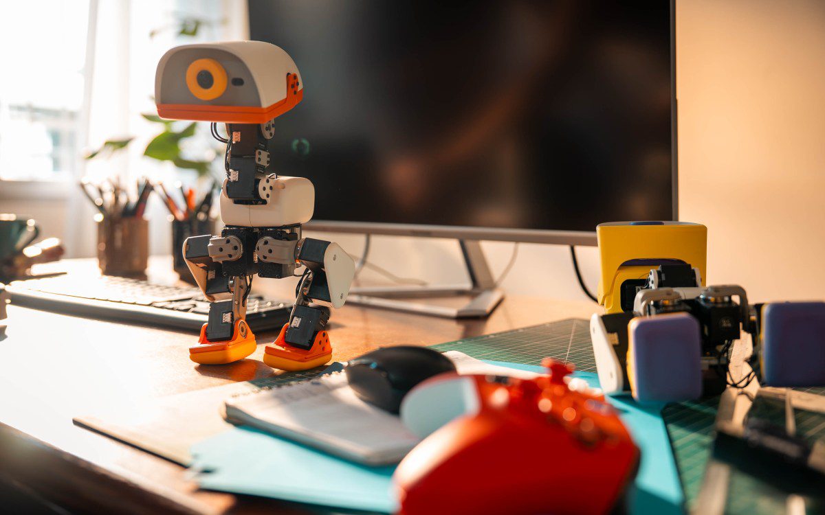 Hugging Faceの小型オープンソースロボットMicroduck、PoCで見るべき点
