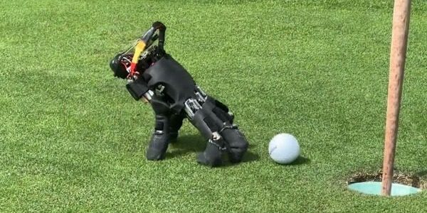 ETH Zurichが発表、ロボットハンドの指で歩く強化学習研究と導入時の論点