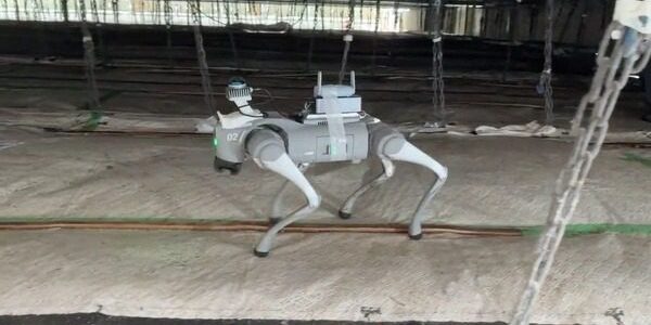 オリエンタル白石と燈、吊り足場で四足歩行ロボットの自律巡回を実証